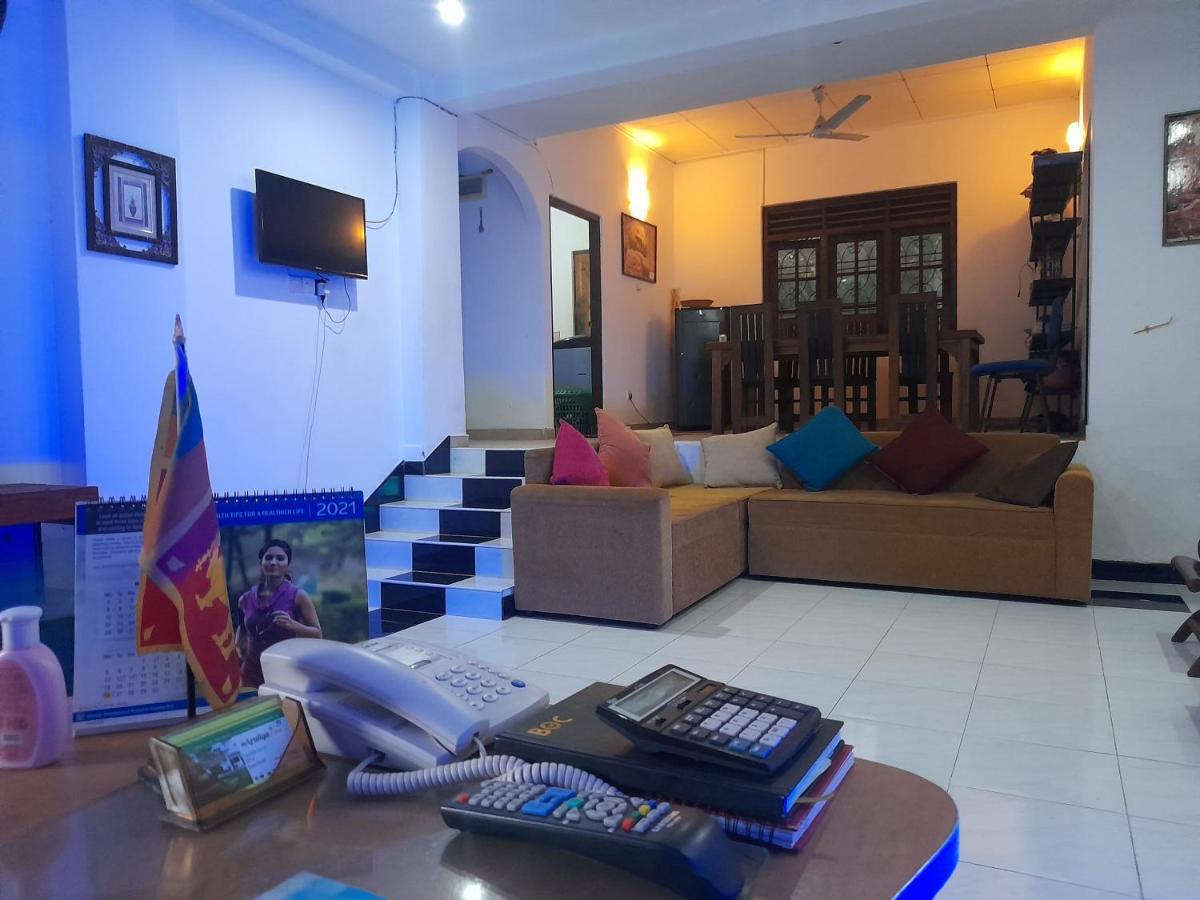 Smart Holiday Inn Galle Exterior photo